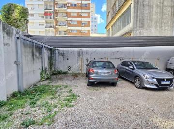 Garage · 13m² · 1 Cochera · Roosevelt 4800 - Villa Urquiza - Cochera Fija con Portón Automático y Mediasombra - Bajas Expensas