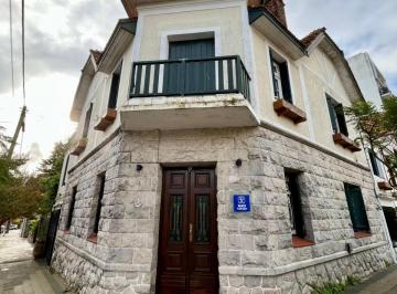 Casa · 3 Dormitorios · Alquiler Uso Profesional