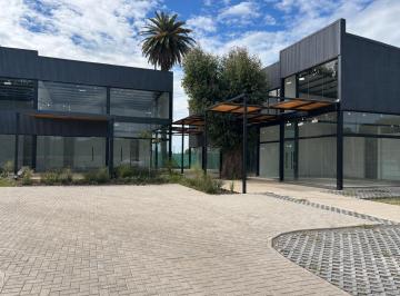 Local comercial · 45m² · 2 Ambientes · Dos Locales Comerciales en Venta en Camino San Carlos Al 6900, con Renta