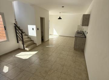 PH · 68m² · 3 Ambientes · 1 Cochera · Venta PH 3 Ambientes con Cochera en Complejo Cerrado Ituzaingo Norte