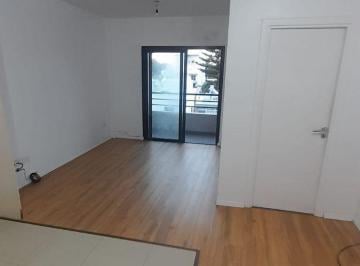 Departamento de 2 ambientes, Quilmes · ️ Departamento en Excelente Ubicación Sobre Av Vicente López