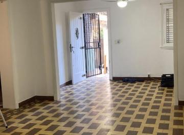 PH · 90m² · 3 Ambientes · 2 Cocheras · PH 3 Ambientes Al Frente
