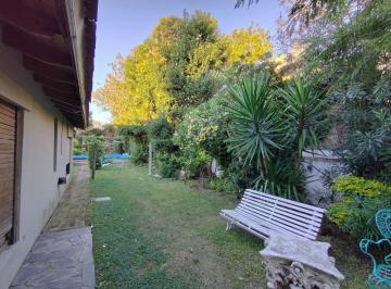 Casa de 7 ambientes, Berazategui · Oportunidad 3 Unidades Funcionales Amplio Parque Multifamiliar, Inversor
