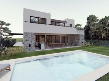 Casa · 267m² · 5 Ambientes · Casa en Venta en Puertos del Lago
