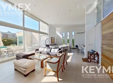 Casa · 183m² · 5 Ambientes · 3 Cocheras · Casa en Venta con Financiacion Barrio Ayres Plaza, Pilar