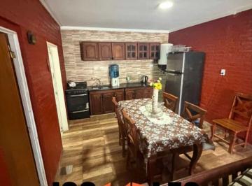 Casa de 5 ambientes, Arroyo Leyes · Alquiler en Arroyo Leyes Amoblado