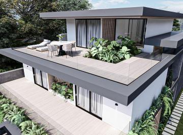 Casa · 585m² · 6 Ambientes · 2 Cocheras · Casa a Estrenar en Los Puentes Nordelta
