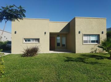 Casa · 134m² · 4 Ambientes · 1 Cochera · Venta Casa 5 Ambientes Barrio Ramon Pilar del Este