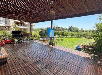 Departamento · 220ha · 4 Ambientes · 1 Cochera · Excelente Departamento 4 Ambientes Pb Al Rio en Albanueva