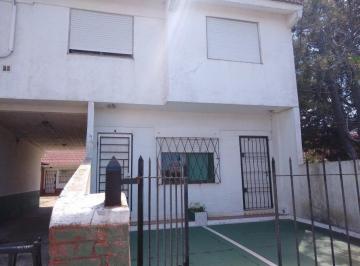 Casa · 256m² · 4 Ambientes · 4 Cocheras · Complejo de 4 Unidades, Ideal Inversion! Mar del Tuyu