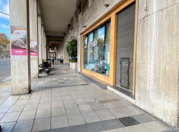 Departamento de 2 ambientes, Retiro · Dos Ambientes en Esquina. Excelente Ubicación