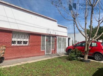PH · 86m² · 2 Dormitorios · 1 Cochera · PH Al Frente Tipo Casa 2 Dorm. con Cochera