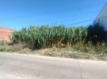 Terreno · 900m² · Lote en Venta en Los Hornos