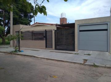 Casa de 7 ambientes, Córdoba · Casa 3 Dorm. en Planta Baja Oporttunidad a m de Av Sabattini