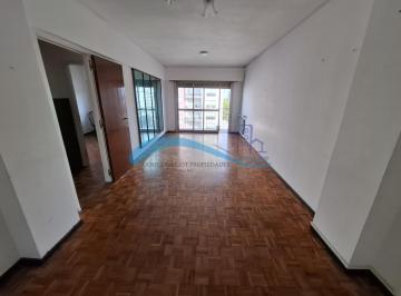 Departamento · 80m² · 3 Ambientes · Departamento 3 Ambientes con Balcon, Cochera y Dependencia