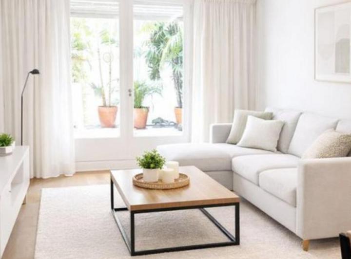 Alquiler de Departamento con 2 Dorm. y Terrazas en Recoleta/retiro