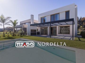 Casa · 293m² · 5 Ambientes · 1 Cochera · Casa en Venta en Carpinchos, Nordelta, Tigre