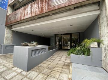 Oficina comercial · 125m² · Oficina de 125 m² Al Frente! Torre Palmera Bureau. Olivos.
