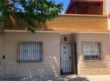 PH · 72m² · 3 Ambientes · PH 3 Amb con Terraza - Saavedra