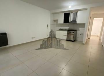 Departamento · 42m² · 2 Ambientes · Alquiler - Caseros Centro - Dos Ambientes con Balcon