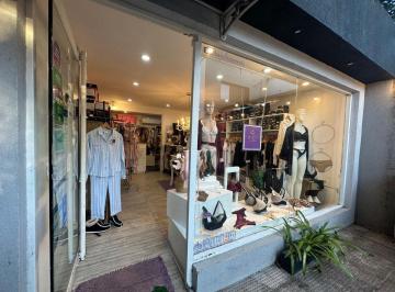 Local comercial de 1 ambiente, La Plata · Local en Paseo Comercial Cantilo Entre 13 C y 13 B