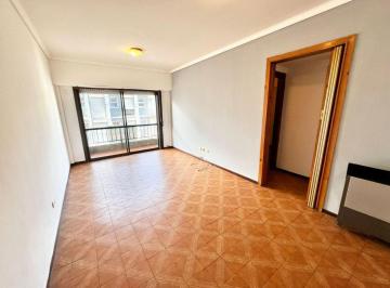 Departamento de 2 ambientes, Mar del Plata · 2 Ambientes a La Calle con Balcón en Alquiler por 24 Meses