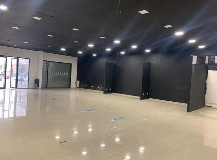 Local comercial · 175m²