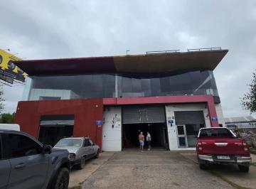 Local comercial · 270m² · Local en Paso del Rey