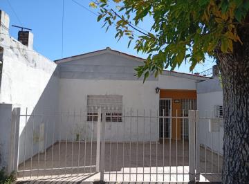 Casa de 1 ambiente, Rosario · Casa 1 Dormitorio con Buen Terreno 8.62 X 28.6ideal Para Galpon con Oficinas.