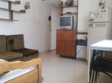 Departamento · 33m² · 2 Ambientes · Dos Ambientes Al Contrafrente Muy Luminoso. Zona Aldrey.