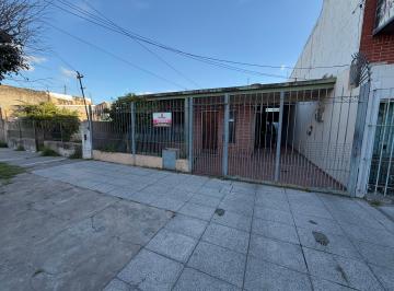 Casa de 6 ambientes, Lomas de Zamora · 3 Viviendas Independientes en Lote de 300 m² – Ideal Inversión