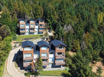 Departamento · 89m² · 4 Ambientes · 1 Cochera · Departamento 4 Ambientes con Vistas Al Lago en Klover Huapi - Bariloche - en Venta