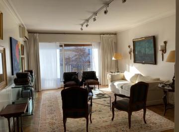 Departamento · 123m² · 4 Ambientes · 1 Cochera · Exclusivo Semipiso en Alquiler Amoblado en Arroyo, Frente a Plazoleta Carlos Pellegrini!