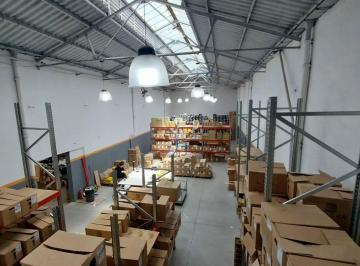 Bodega-Galpón · 914m² · Galpón en Mataderos