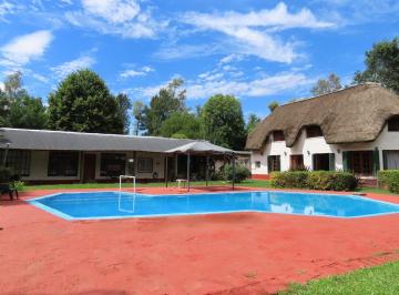 Casa · 510m² · 11 Ambientes · 6 Cocheras · Quinta en Tortuguitas