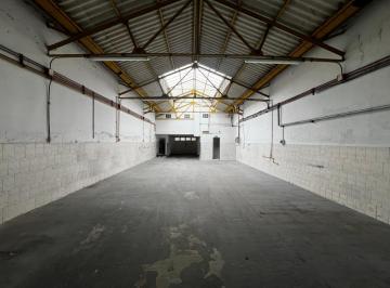Depósito · 500m² · 3 Ambientes · Depósito en Mataderos