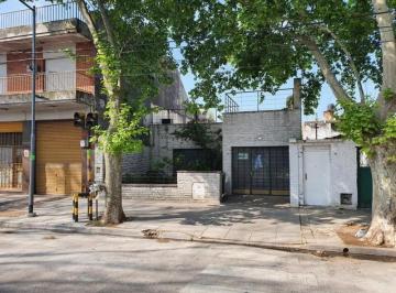 Casa · 170m² · 4 Ambientes · Casa en Villa Lynch
