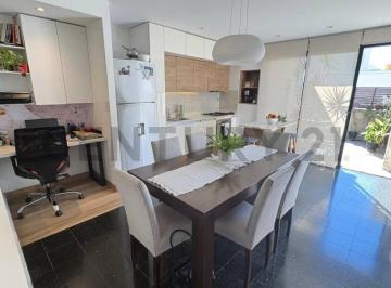 PH · 92m² · 3 Ambientes · Venta PH de 3 Ambientes con Patio, Terraza y Sum y Parrilla en Monte Castro | Sin Expensas!