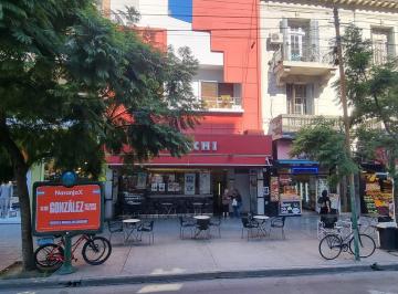 Local comercial · 150m² · Local en Av Cabildo Al 1500 - Execelent Zona - Fondo de Comercio - Heladería