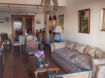 Departamento · 130m² · 4 Ambientes · 1 Cochera · 4 Amb Muy Amplios con Dep y Lav Cocina Comedor Gran Balcon Corrido, Cochera Fija y Cub Auto Mas Moto
