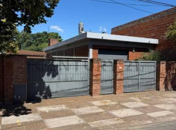 Casa · 170m² · 3 Ambientes · 2 Cocheras · Venta - Casa Galpón - Don Torcuato