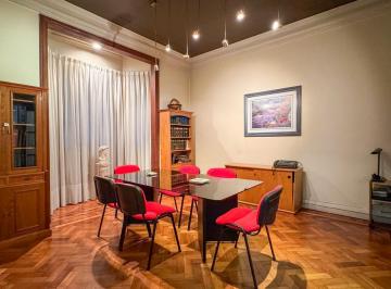 Departamento · 144m² · 4 Ambientes · Venta Departamento 4 Ambientes en Tribnales