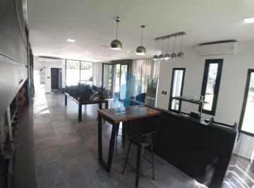 Quinta vacacional · 120m² · 3 Ambientes · 1 Cochera · Venta Quinta 3ambientes con Quincho en Gral. Rodriguez