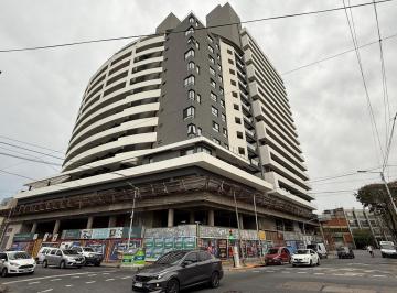 Departamento · 99m² · 4 Ambientes · Departamento de Cuatro Ambientes en Venta en Avellaneda
