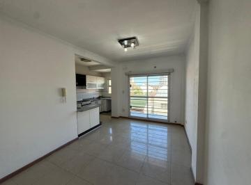 Departamento · 60m² · 3 Ambientes · Departamento Tres Ambientes con Balcón en Venta en Wilde