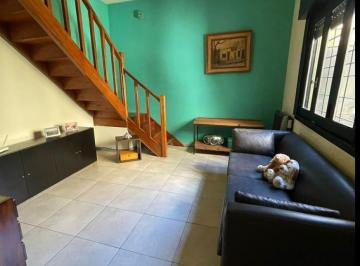 PH · 90m² · 3 Ambientes · PH en Wilde Tres Ambientes en Venta