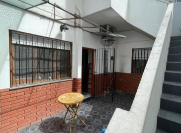 PH · 80m² · 3 Ambientes · PH de 3 Ambientes con Lavadero y Patio en Venta en Avellaneda