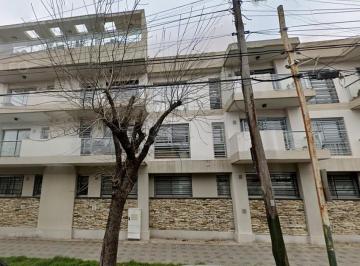 Departamento · 41m² · 2 Ambientes · 1 Cochera · Excelente 2 Amb con Cochera - Vtas Dta - Apto Credito!