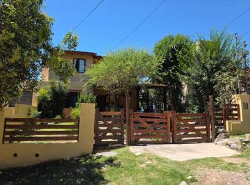 Casa · 171m² · 6 Ambientes · 1 Cochera · Casa + Depto en Venta Solares de Las Ensenadas Villa Carlos Paz