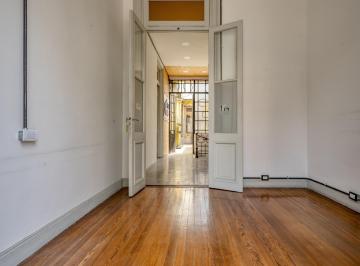 PH · 190m² · 10 Ambientes · Venta, PH Apto Profesional en Av Cabildo Al 4400, Saavedra - Nuñez